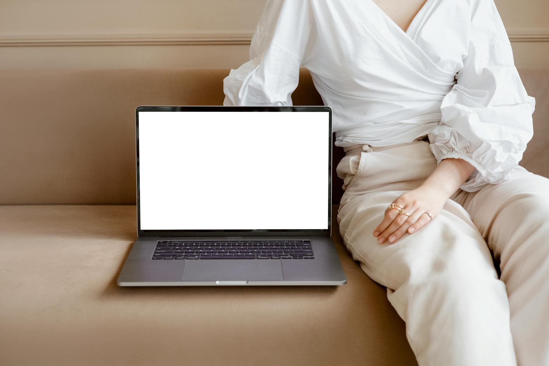 Control Shift: Revolutionizing IT Solutions in Dubai